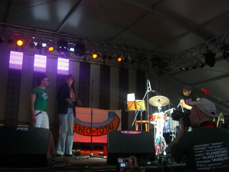 Stereo Total